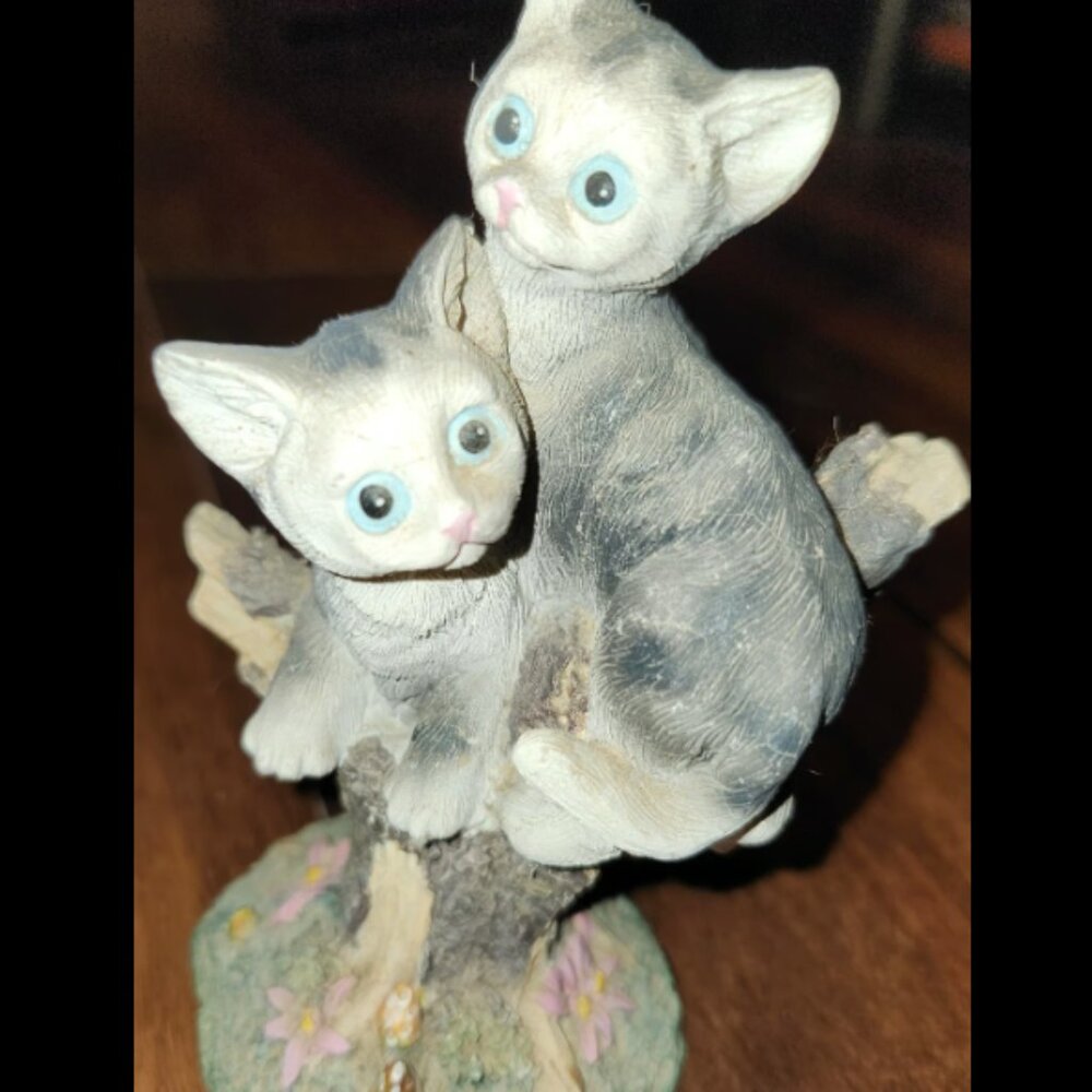 Vintage 6 Inch Ceramic Kitten Figurine Two Gray Cats On Tree Blue Eyes